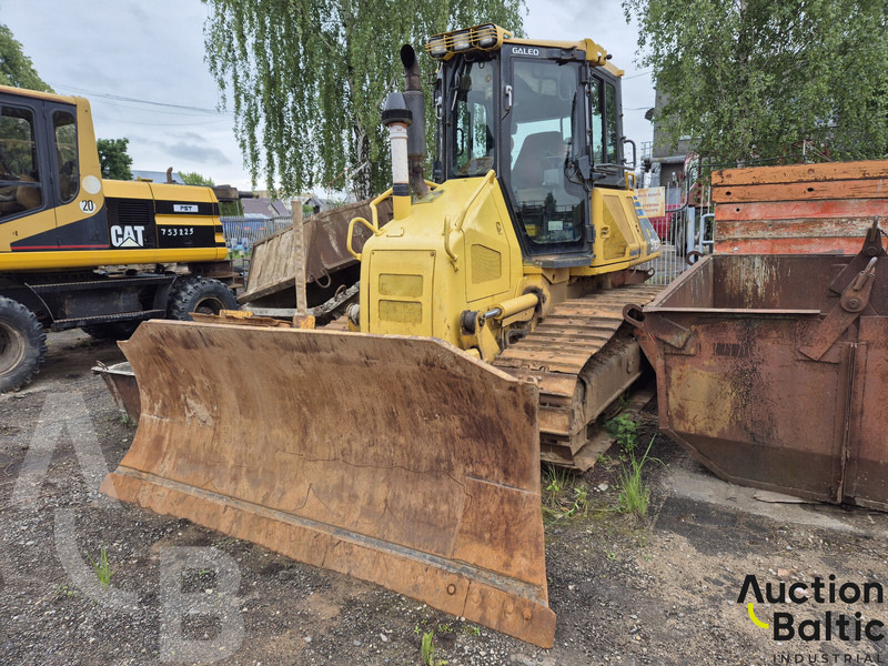 Komatsu D51EX-22 - Бульдозер: фото 1 Komatsu D51EX-22 - Бульдозер: фото 1