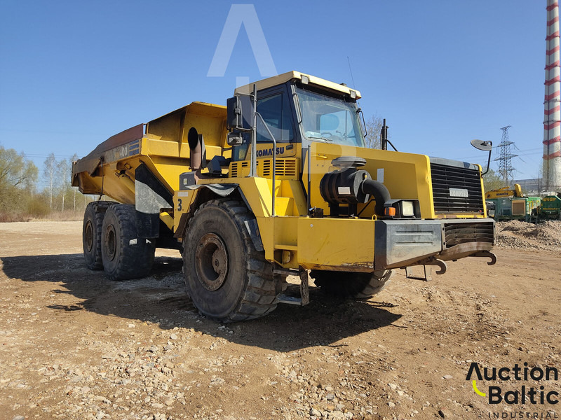Komatsu HM400 - Сочленённый самосвал: фото 2 Komatsu HM400 - Сочленённый самосвал: фото 2