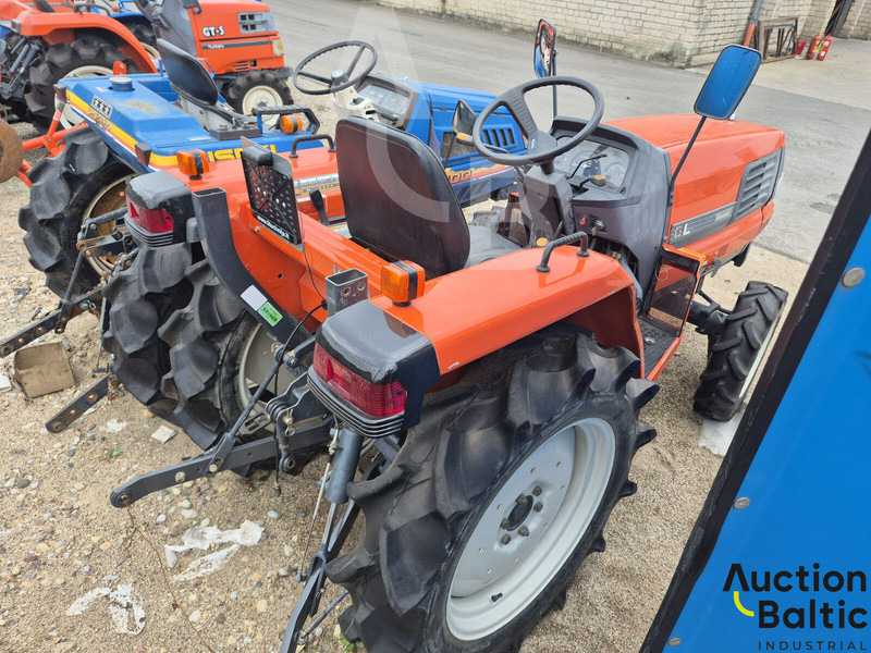 Kubota GL 240 - Трактор: фото 4 Kubota GL 240 - Трактор: фото 4