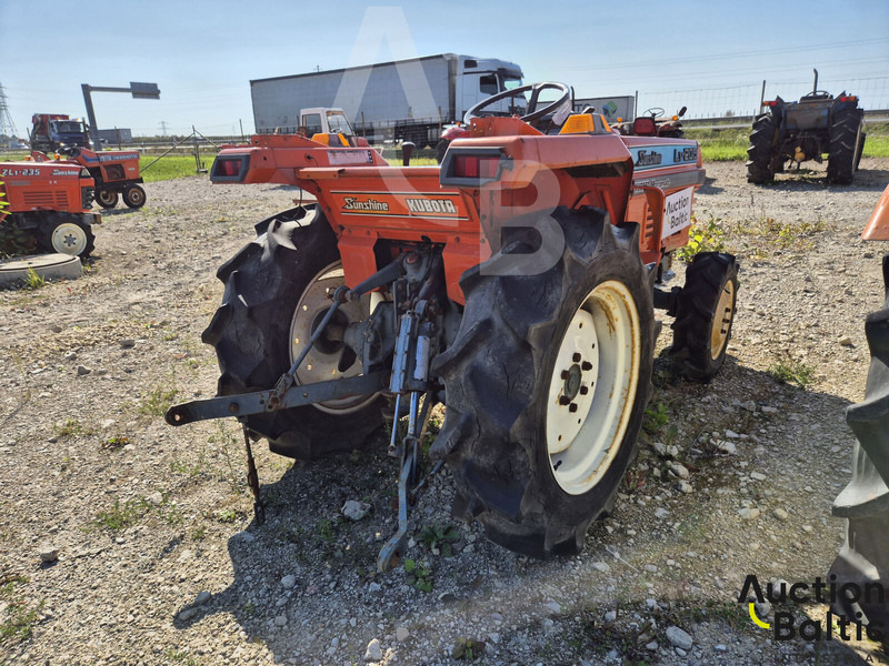 Kubota L1-205D - Трактор: фото 3 Kubota L1-205D - Трактор: фото 3