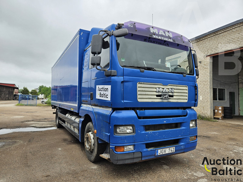 MAN TGA18.360 - Грузовик с закрытым кузовом: фото 2 MAN TGA18.360 - Грузовик с закрытым кузовом: фото 2