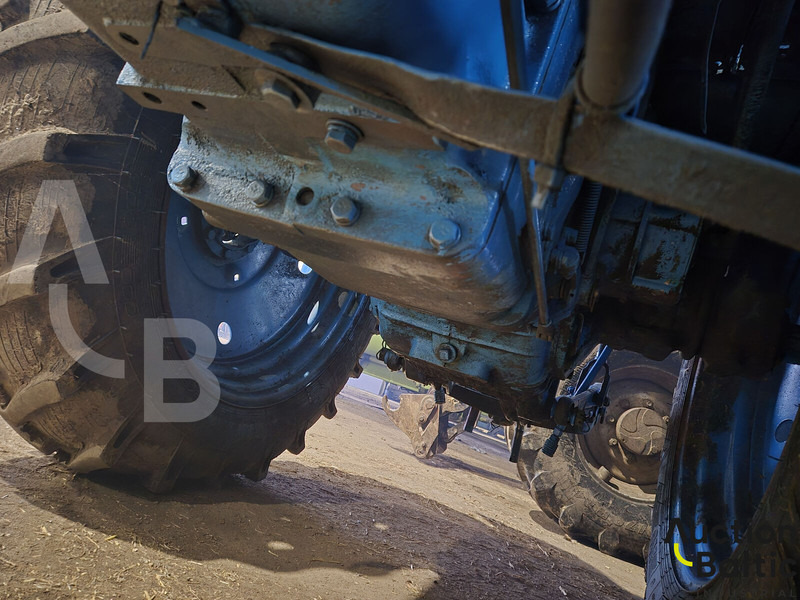 Трактор MTZ Belarus MTZ 80L: фото 15