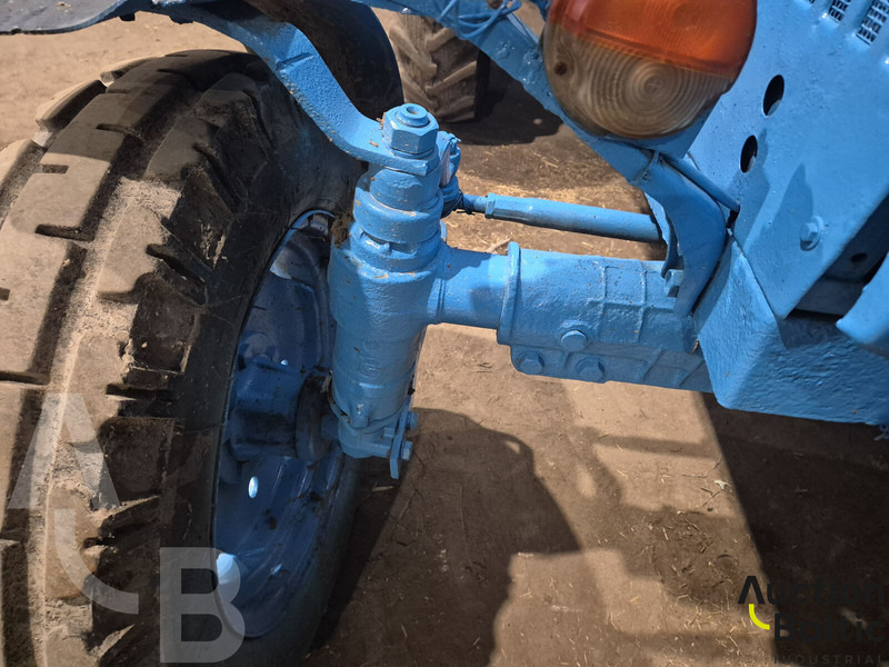 Трактор MTZ Belarus MTZ 80L: фото 17