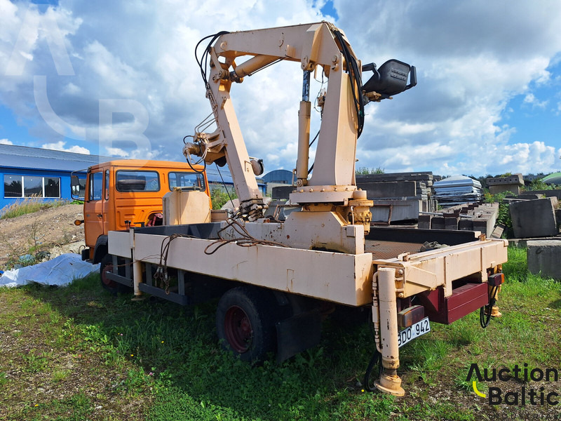 Magirus 130 M 8 - Грузовик бортовой/ Платформа, Автоманипулятор: фото 3 Magirus 130 M 8 - Грузовик бортовой/ Платформа, Автоманипулятор: фото 3