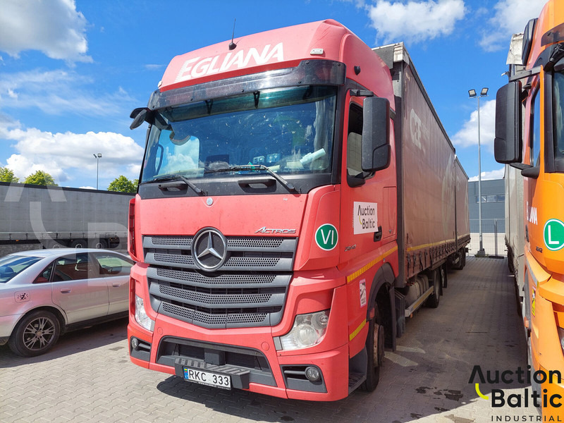 Mercedes-Benz Actros 2542 L - Тентованный грузовик: фото 2 Mercedes-Benz Actros 2542 L - Тентованный грузовик: фото 2