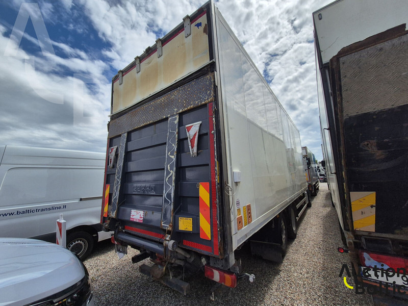 Mercedes-Benz Actros 2551 - Грузовик с закрытым кузовом: фото 3 Mercedes-Benz Actros 2551 - Грузовик с закрытым кузовом: фото 3