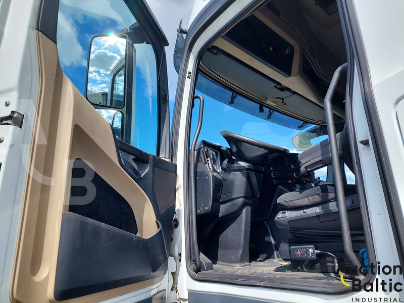 Mercedes-Benz Actros - Тентованный грузовик: фото 5 Mercedes-Benz Actros - Тентованный грузовик: фото 5