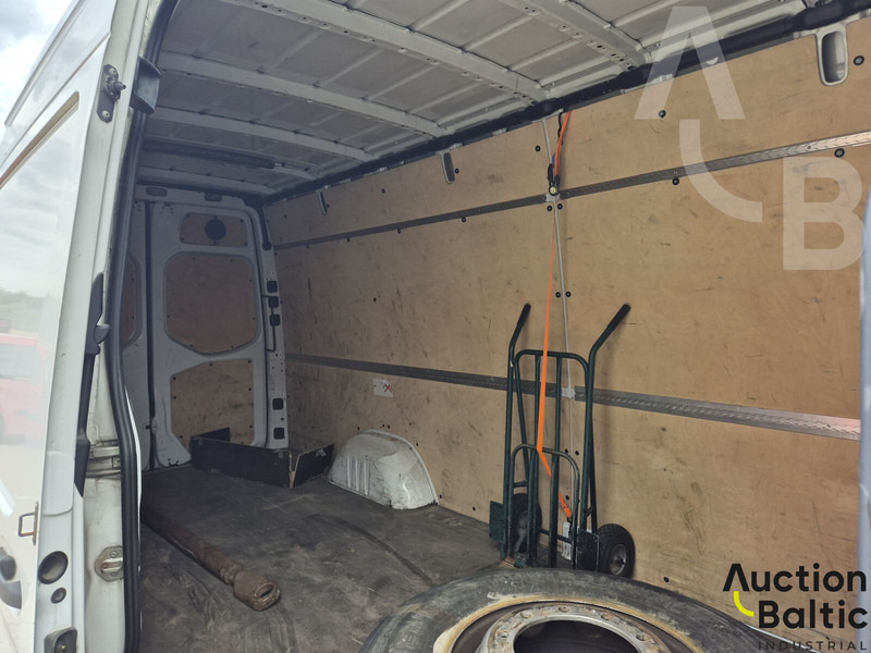 Цельнометаллический фургон Mercedes-Benz Sprinter 316: фото 14