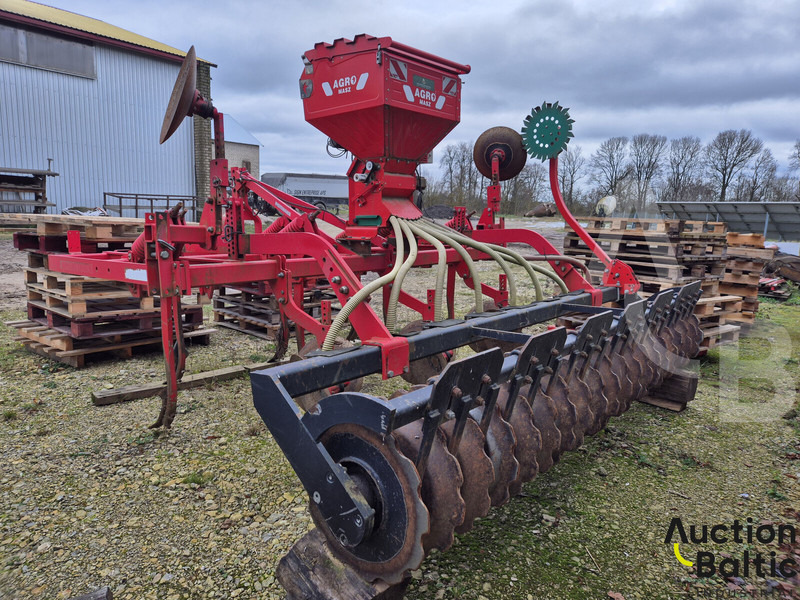 Pottinger Synkro 3000 S - Культиватор: фото 3 Pottinger Synkro 3000 S - Культиватор: фото 3