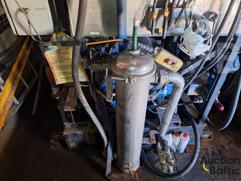 Ассенизатор Renault Midlum 180.08: фото 11