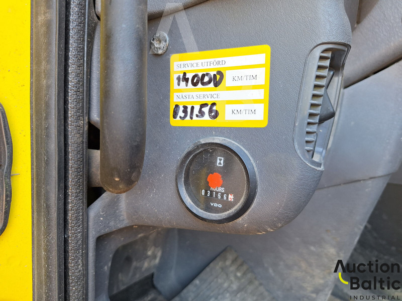 Scania P 94 - Подметально-уборочная машина: фото 5 Scania P 94 - Подметально-уборочная машина: фото 5