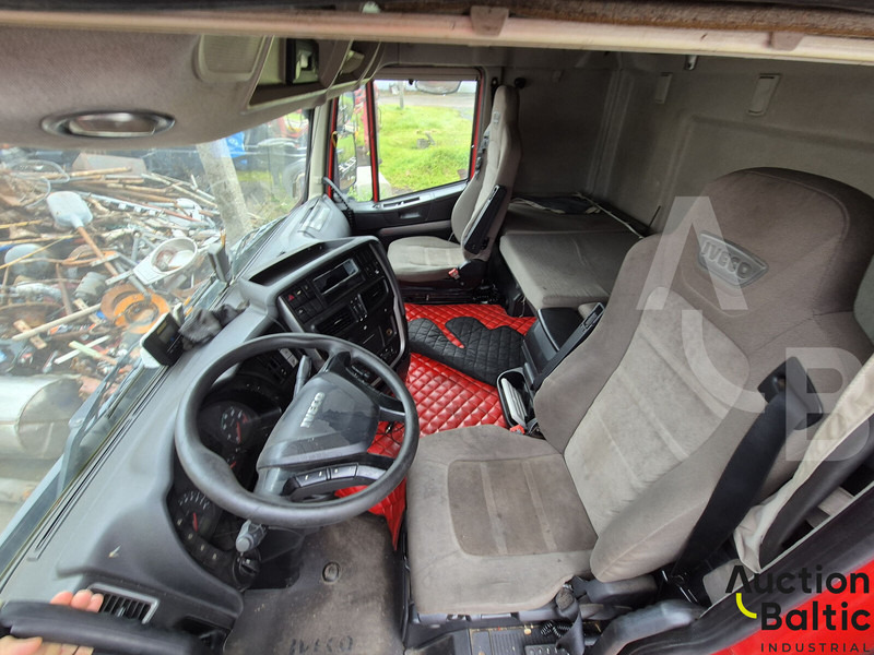 Iveco AS 440 T/P - Тягач: фото 5 Iveco AS 440 T/P - Тягач: фото 5