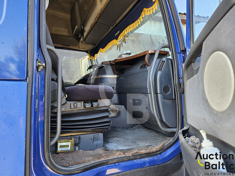 Volvo FH12 - Тягач: фото 5 Volvo FH12 - Тягач: фото 5