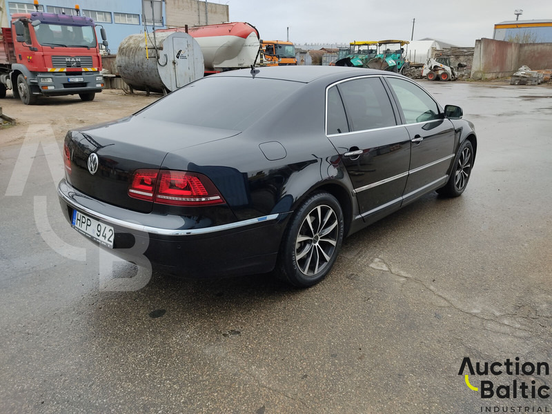 Volkswagen Phaeton - Легковой автомобиль: фото 4 Volkswagen Phaeton - Легковой автомобиль: фото 4
