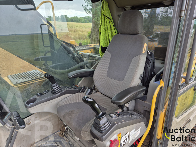 Volvo EC 210 C L - Гусеничный экскаватор: фото 5 Volvo EC 210 C L - Гусеничный экскаватор: фото 5