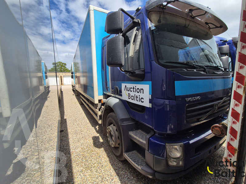 Volvo FL240 - Грузовик с закрытым кузовом: фото 2 Volvo FL240 - Грузовик с закрытым кузовом: фото 2