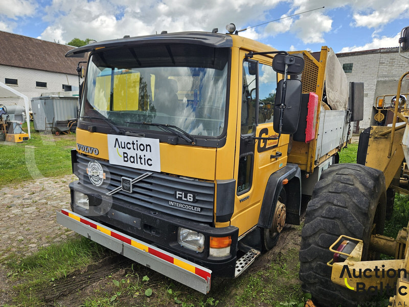 Volvo FL612 - Грузовик бортовой/ Платформа: фото 1 Volvo FL612 - Грузовик бортовой/ Платформа: фото 1