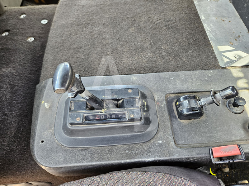 Грузовик бортовой/ Платформа Volvo FL612: фото 10