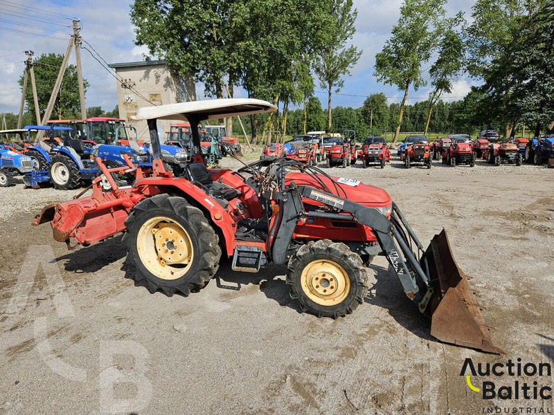 Yanmar AF 328 - Трактор: фото 3 Yanmar AF 328 - Трактор: фото 3
