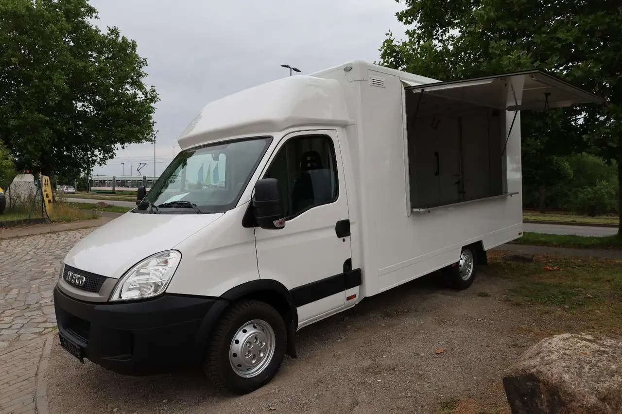 Iveco C30C/ FOODTRUCK/ Daily - Торговый грузовик: фото 4 Iveco C30C/ FOODTRUCK/ Daily - Торговый грузовик: фото 4