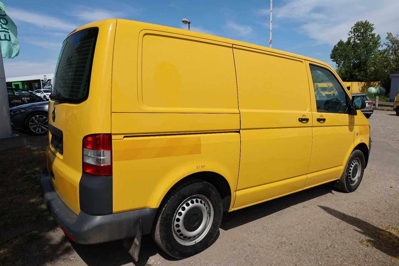 Volkswagen T5 Transporter Werkstatt 2.0 TDI/EU5 - Легковой фургон: фото 4 Volkswagen T5 Transporter Werkstatt 2.0 TDI/EU5 - Легковой фургон: фото 4
