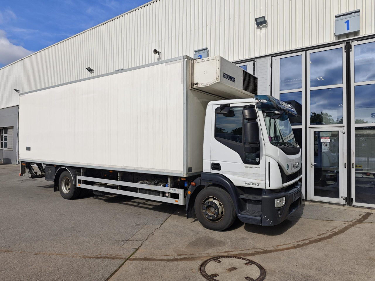 IVECO Iveco 140E25 2 Zonen-Figoblock - Рефрижератор: фото 5 IVECO Iveco 140E25 2 Zonen-Figoblock - Рефрижератор: фото 5