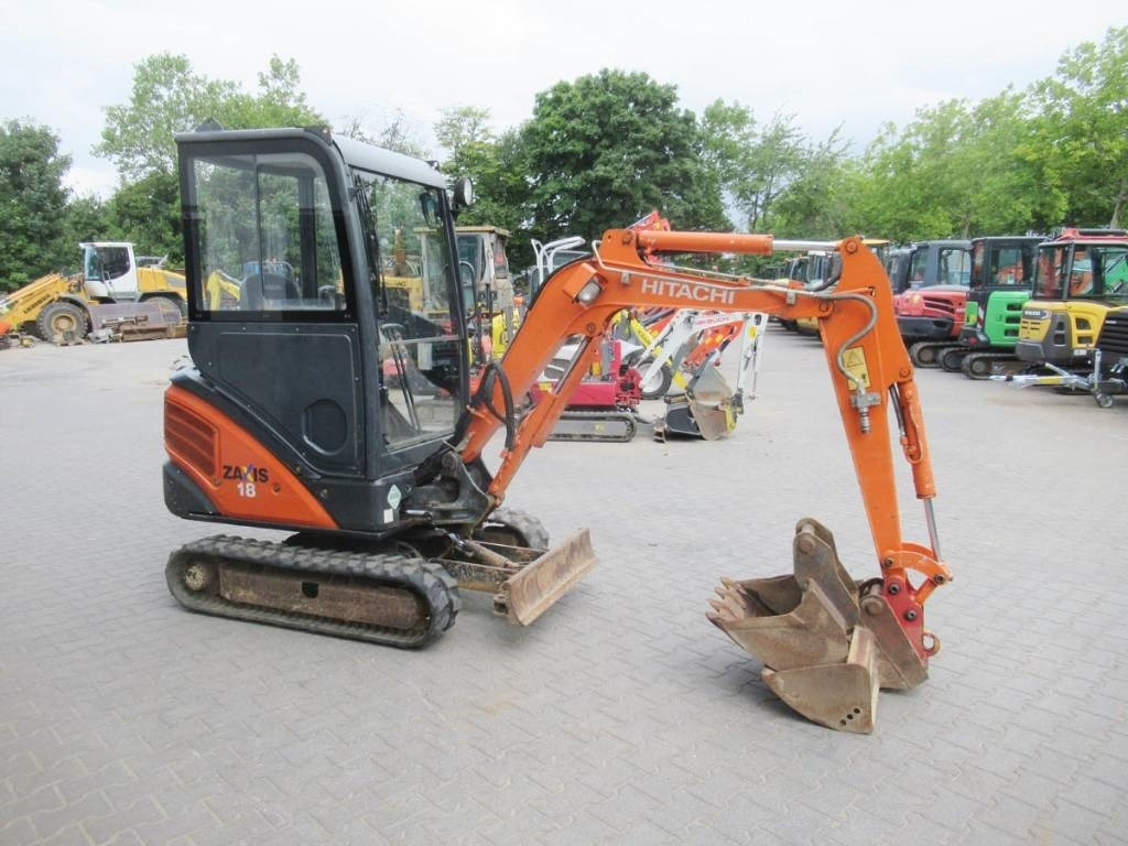 Hitachi ZX 18-3 CLR - Мини-экскаватор: фото 2 Hitachi ZX 18-3 CLR - Мини-экскаватор: фото 2