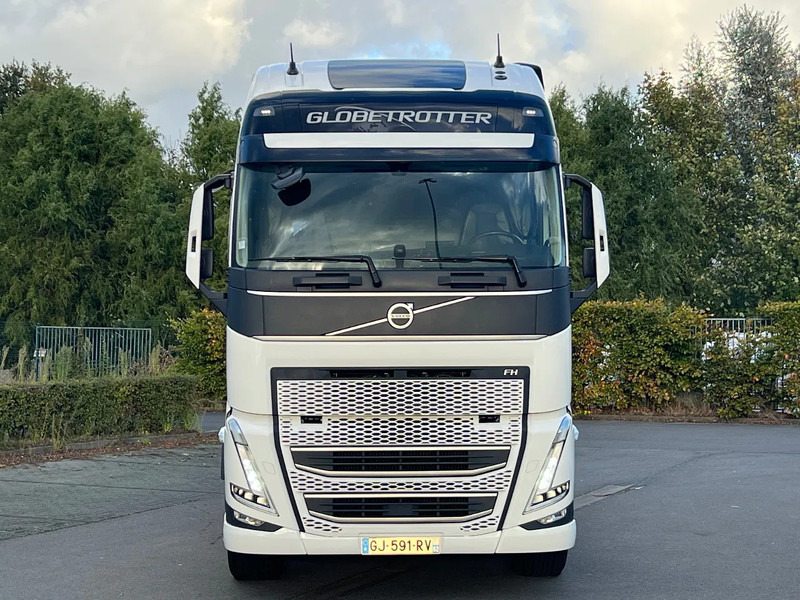 Volvo FH 500 XL CAB**FH 500 TURBO COMPOUND*Model 2023 - Тягач: фото 2 Volvo FH 500 XL CAB**FH 500 TURBO COMPOUND*Model 2023 - Тягач: фото 2