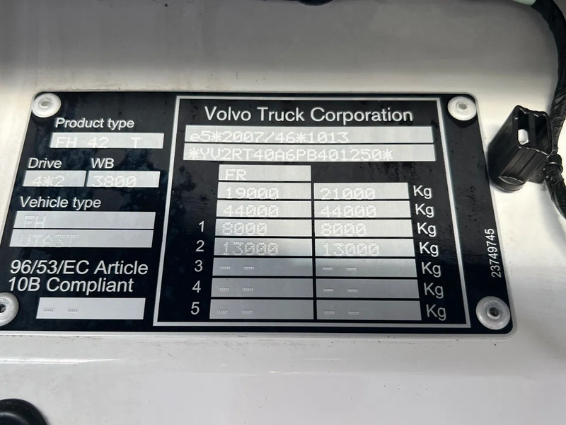 Volvo FH 500 XL CAB**FH 500 TURBO COMPOUND*Model 2023 - Тягач: фото 5 Volvo FH 500 XL CAB**FH 500 TURBO COMPOUND*Model 2023 - Тягач: фото 5