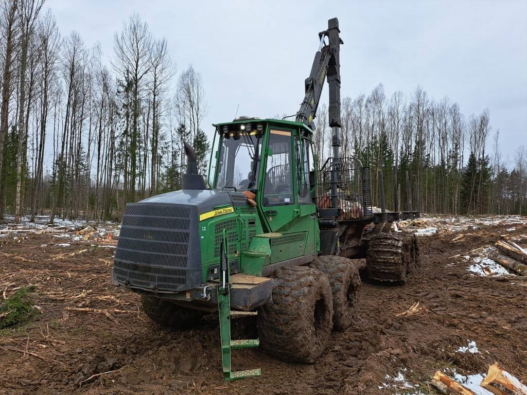 John Deere 1210 G - Форвардер: фото 1 John Deere 1210 G - Форвардер: фото 1