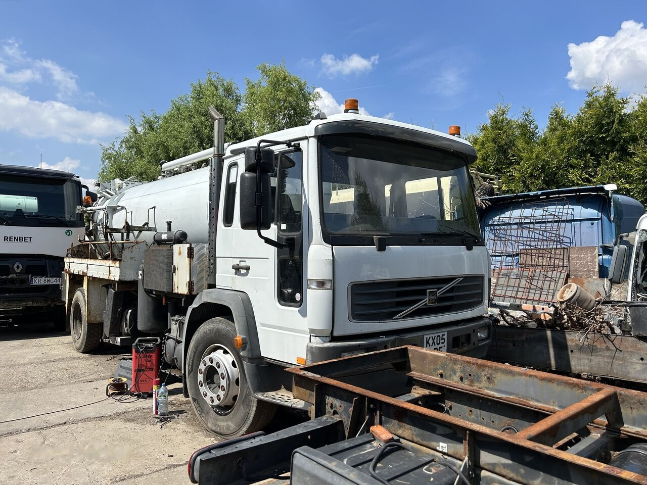 Volvo FL6.18 - Ассенизатор: фото 1 Volvo FL6.18 - Ассенизатор: фото 1