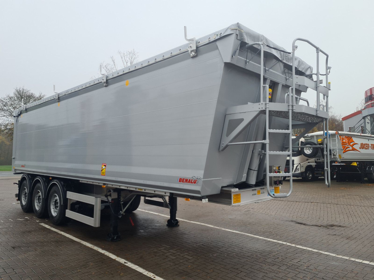 Benalu Bulkliner S 95 Schlammdicht - Самосвальный полуприцеп: фото 2 Benalu Bulkliner S 95 Schlammdicht - Самосвальный полуприцеп: фото 2