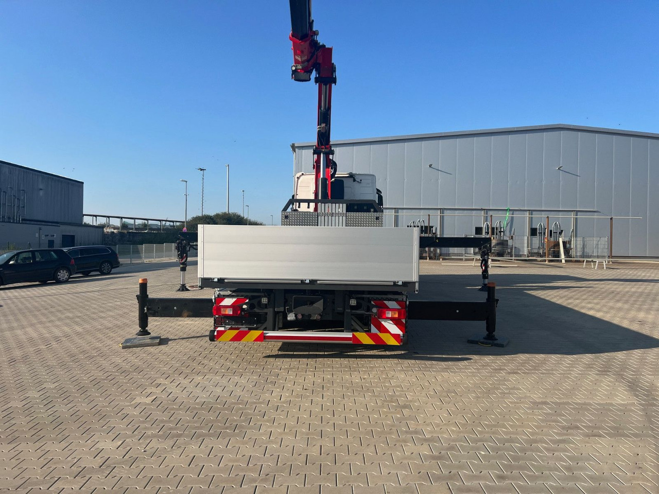 Volvo FH 500 8x2 Kran F710 RA2.26 - Грузовик, Автоманипулятор: фото 4 Volvo FH 500 8x2 Kran F710 RA2.26 - Грузовик, Автоманипулятор: фото 4