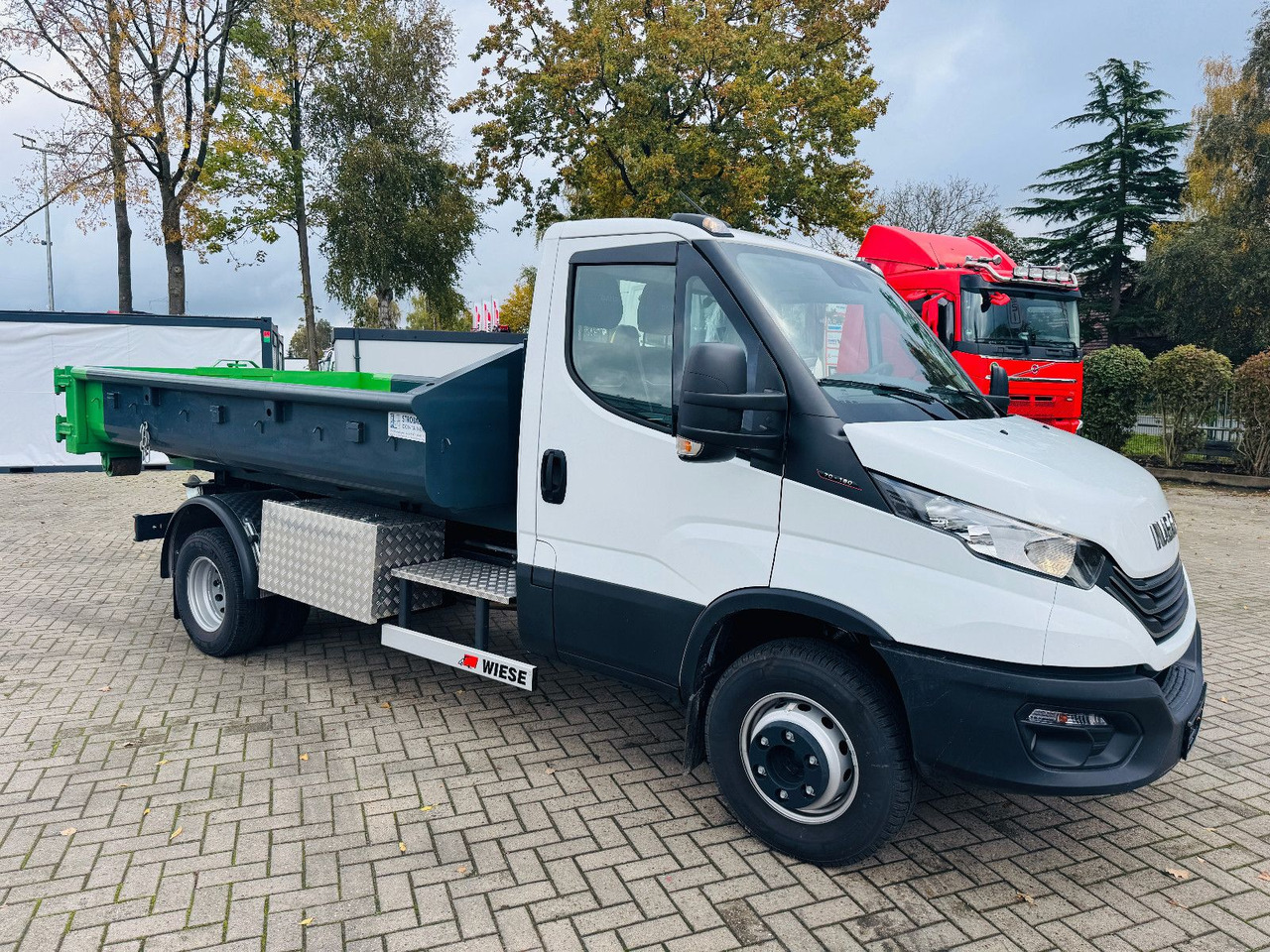 Iveco Daily 70C18H Hyva Abrollkipper - Крюковой мультилифт: фото 4 Iveco Daily 70C18H Hyva Abrollkipper - Крюковой мультилифт: фото 4