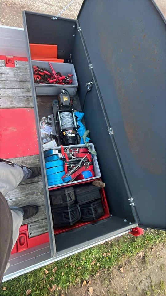 Kässbohrer KSLA RJ Mega Jumbo Tieflader tele Wie Neu - Низкорамный полуприцеп: фото 2 Kässbohrer KSLA RJ Mega Jumbo Tieflader tele Wie Neu - Низкорамный полуприцеп: фото 2