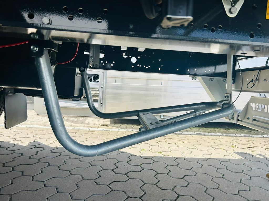 Новый Тентованный полуприцеп Kässbohrer Kässbohrer SCS Schiebeplanen Auflieger Sofort Ve Kässbohrer SCS Schiebeplanen Auflieger Sofort Ve: фото 12