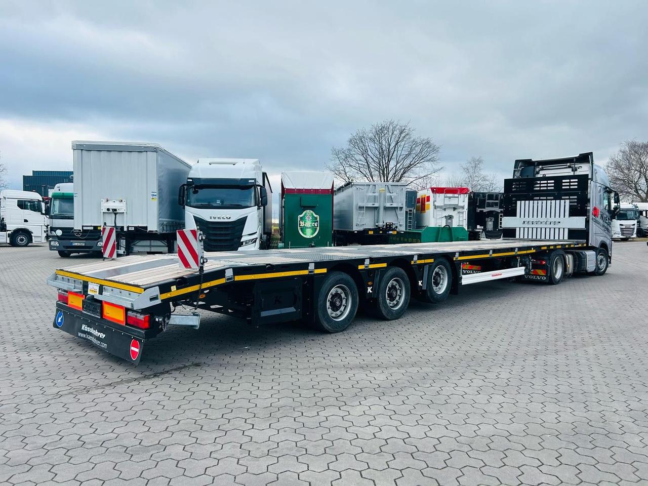 Kässbohrer SPS Mega Schwerlast Plattform Lenkachse - Полуприцеп бортовой/ Платформа: фото 2 Kässbohrer SPS Mega Schwerlast Plattform Lenkachse - Полуприцеп бортовой/ Платформа: фото 2