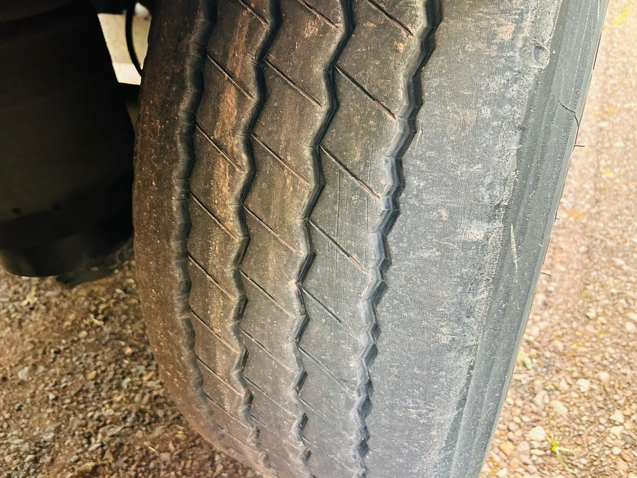 Тентованный полуприцеп Kässbohrer Schiebeplanen Auflieger: фото 13