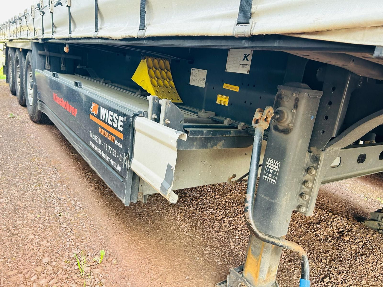 Тентованный полуприцеп Kässbohrer Schiebeplanen Auflieger: фото 9