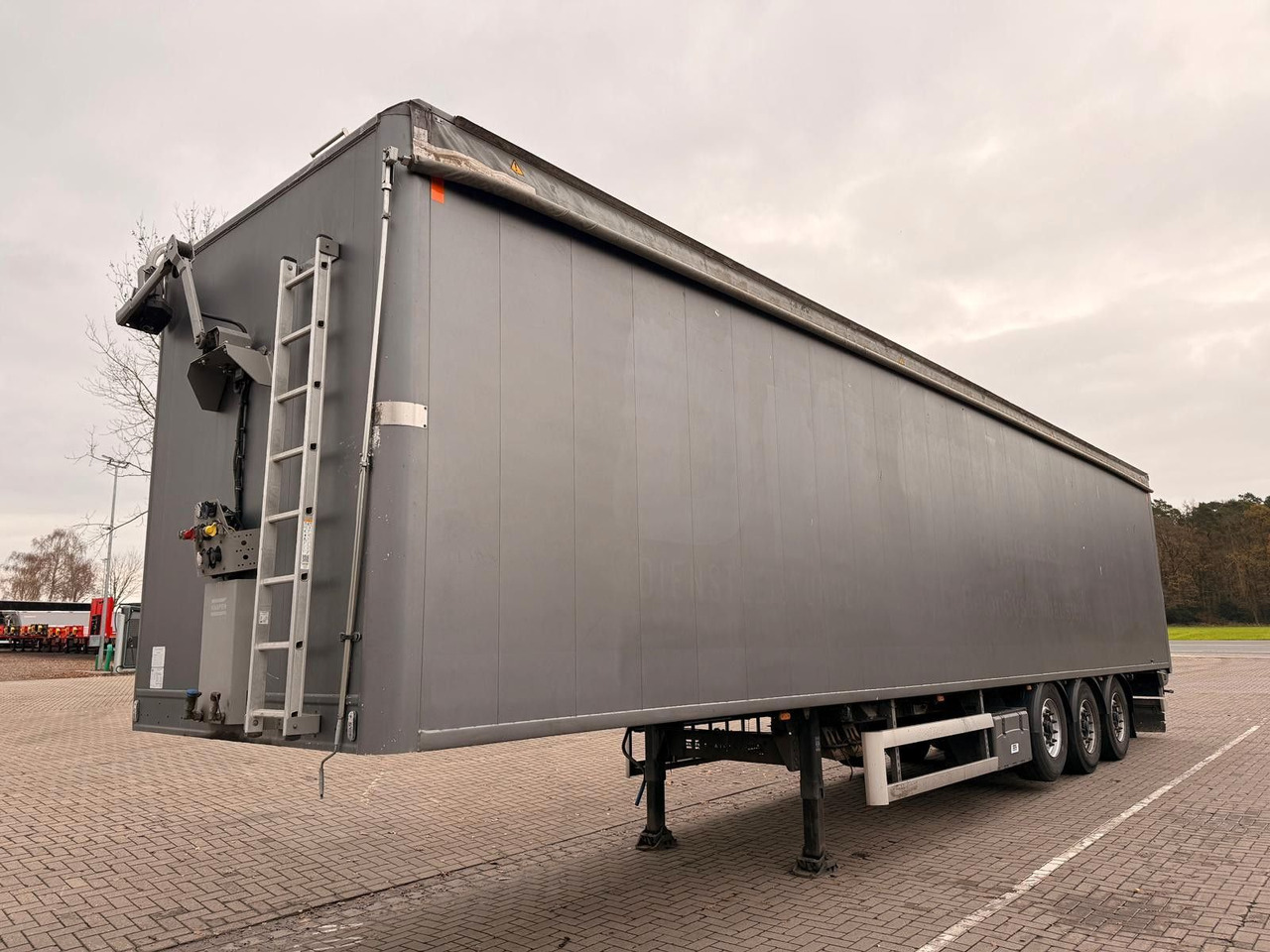 Knapen K100 Schubboden 92m³ 10mm Boden Powersheet - Полуприцеп с подвижным полом: фото 2 Knapen K100 Schubboden 92m³ 10mm Boden Powersheet - Полуприцеп с подвижным полом: фото 2