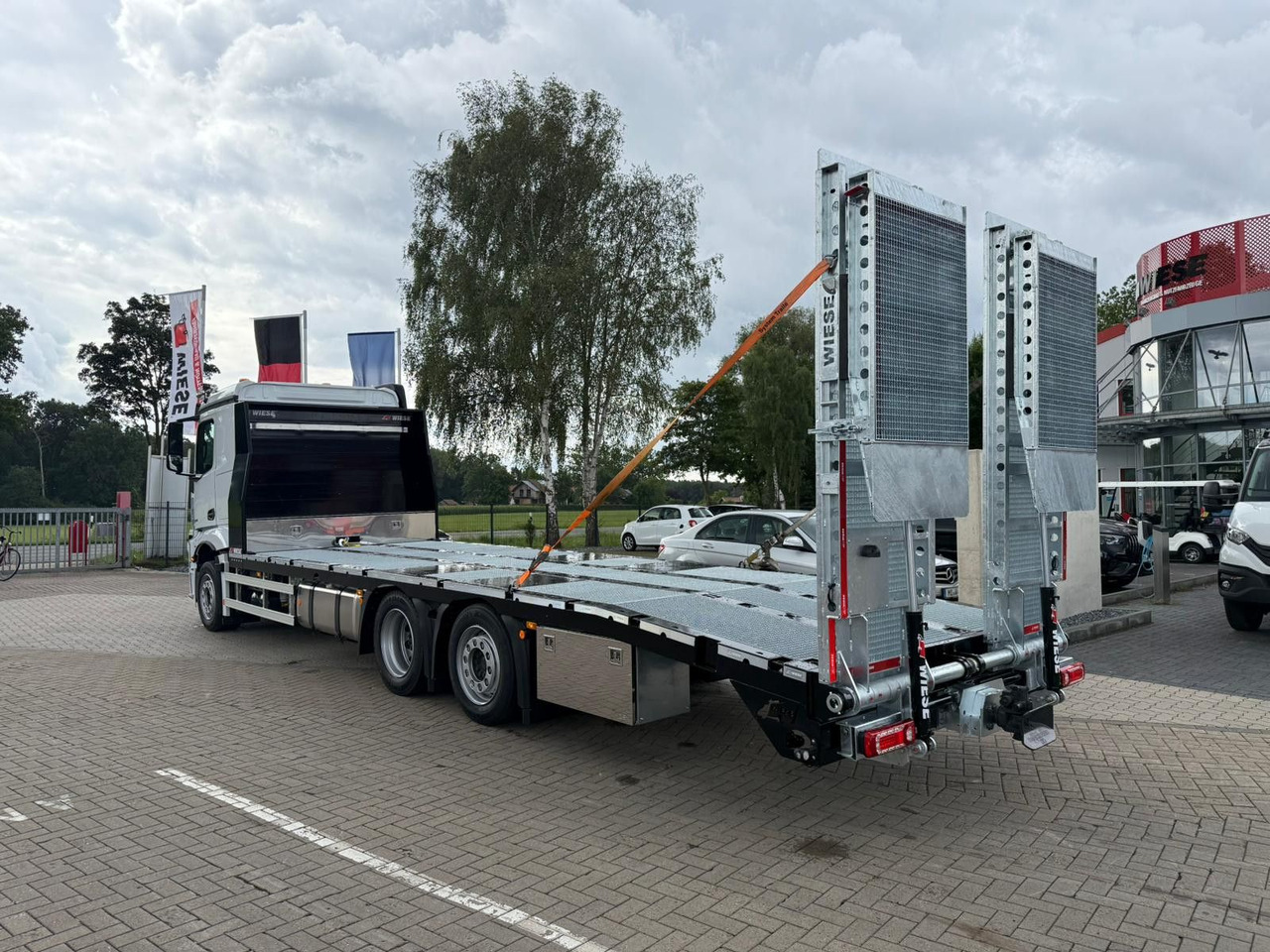 Mercedes-Benz Actros mit Rampen, Maschinentransporter - Эвакуатор: фото 3 Mercedes-Benz Actros mit Rampen, Maschinentransporter - Эвакуатор: фото 3