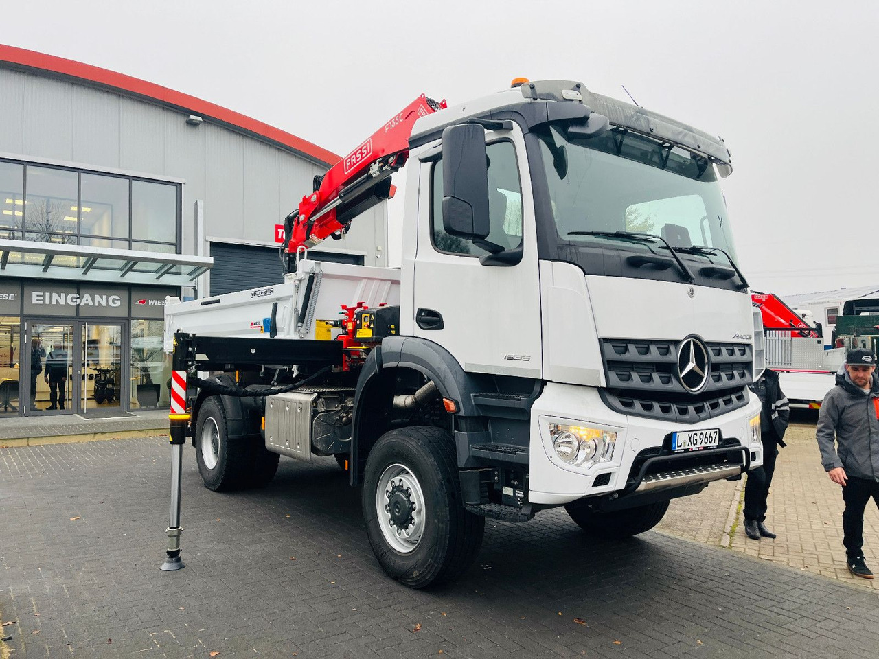 Mercedes-Benz Arocs 1835 4x4 Meiller Fassi F135 Kran Kipper - Самосвал, Автоманипулятор: фото 1 Mercedes-Benz Arocs 1835 4x4 Meiller Fassi F135 Kran Kipper - Самосвал, Автоманипулятор: фото 1