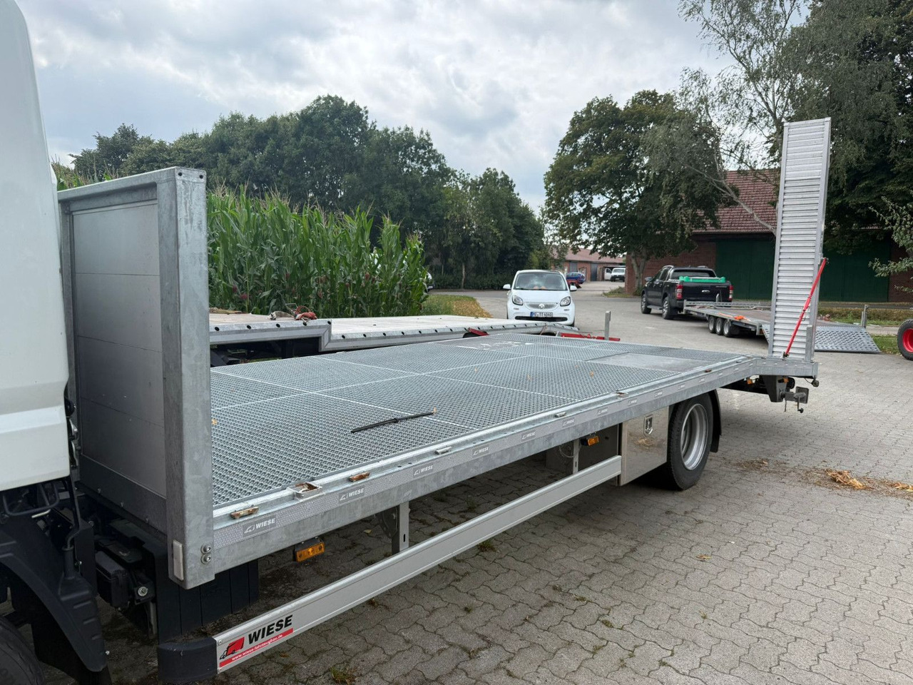 Mitsubishi Fuso Canter 7C18 Arbeitsbühnentransporter - Эвакуатор: фото 5 Mitsubishi Fuso Canter 7C18 Arbeitsbühnentransporter - Эвакуатор: фото 5