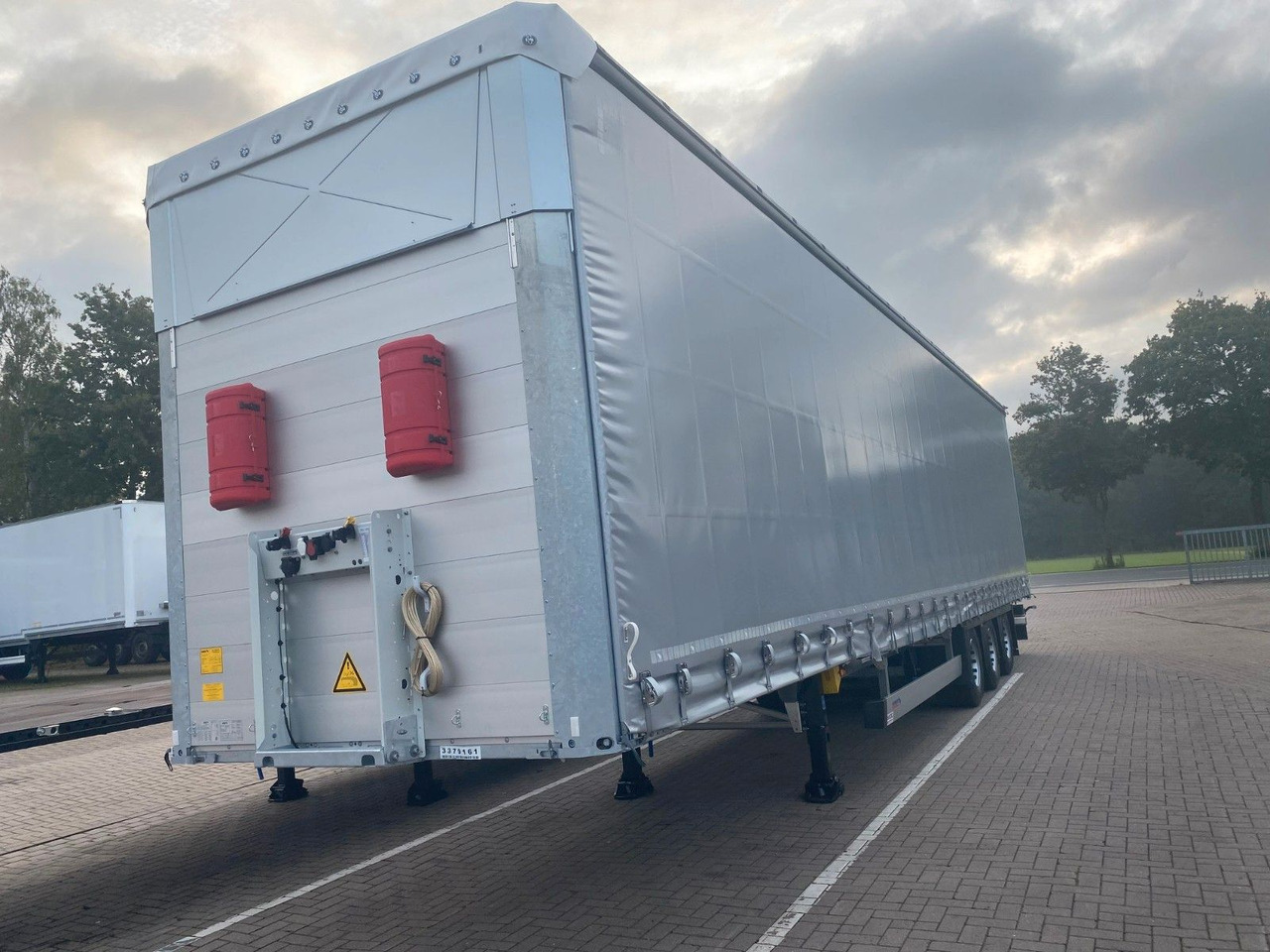 Schmitz Cargobull SCS 24/L - Bald Verfügbare - Тентованный полуприцеп: фото 1 Schmitz Cargobull SCS 24/L - Bald Verfügbare - Тентованный полуприцеп: фото 1