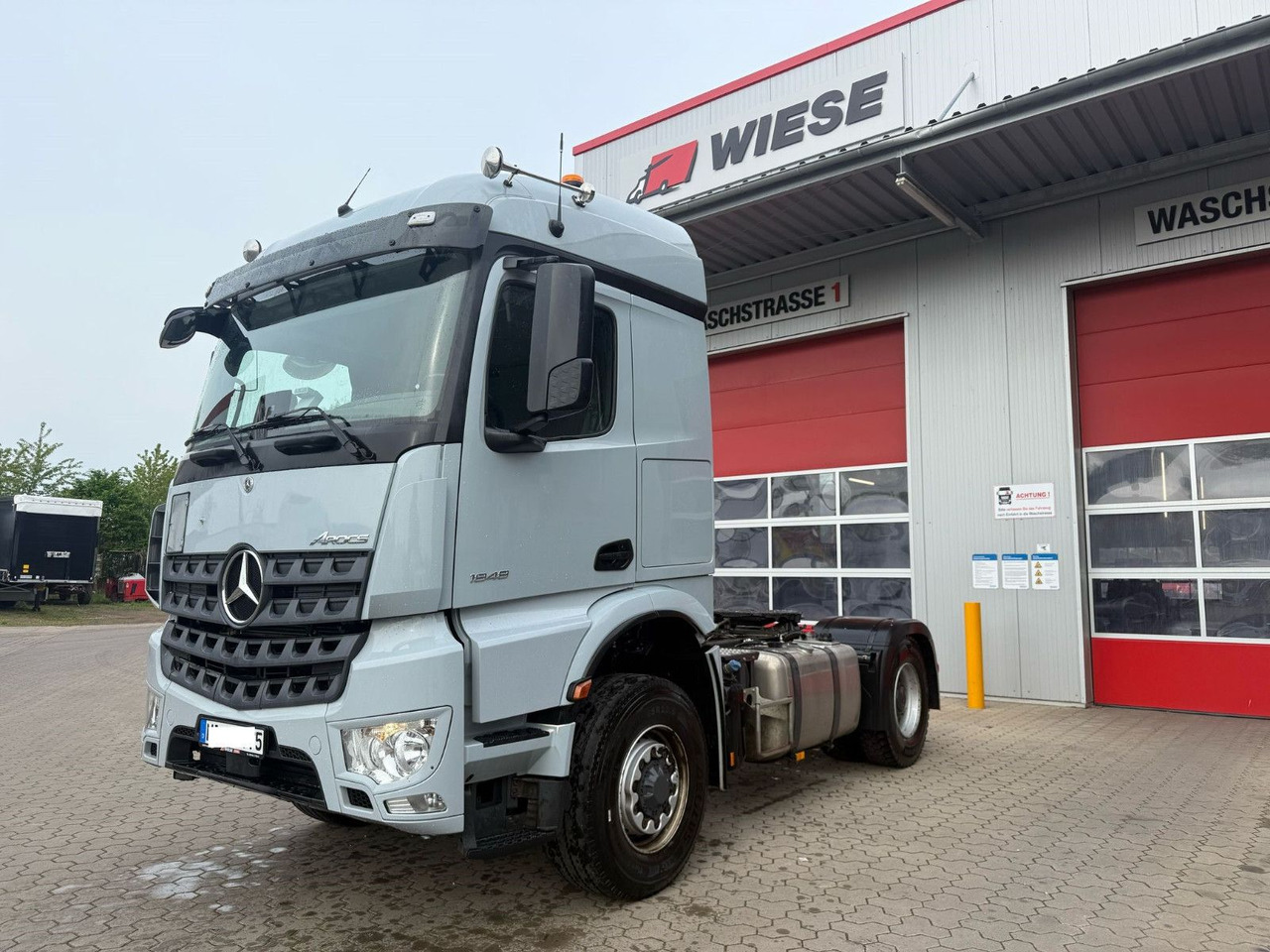 Mercedes-Benz Arocs 1848 4x4 HAD Allrad mit Hydraulik LOF - Тягач: фото 1 Mercedes-Benz Arocs 1848 4x4 HAD Allrad mit Hydraulik LOF - Тягач: фото 1