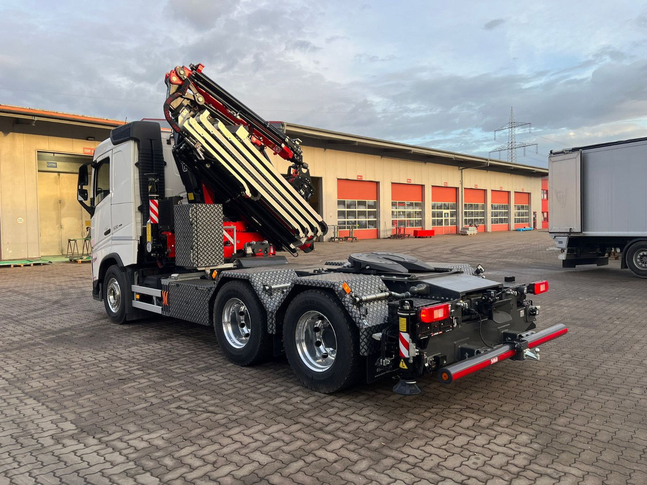 Volvo FH500 6x2 mit Fassi F545 2.27 JIB Winde sofort - Автоманипулятор: фото 4 Volvo FH500 6x2 mit Fassi F545 2.27 JIB Winde sofort - Автоманипулятор: фото 4