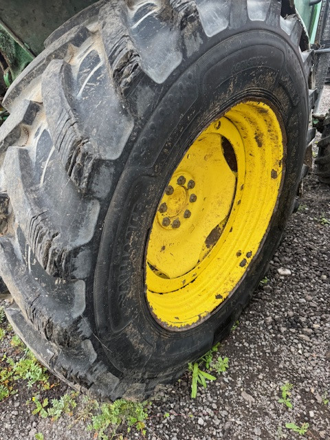 John Deere 6320 - Трактор: фото 4 John Deere 6320 - Трактор: фото 4