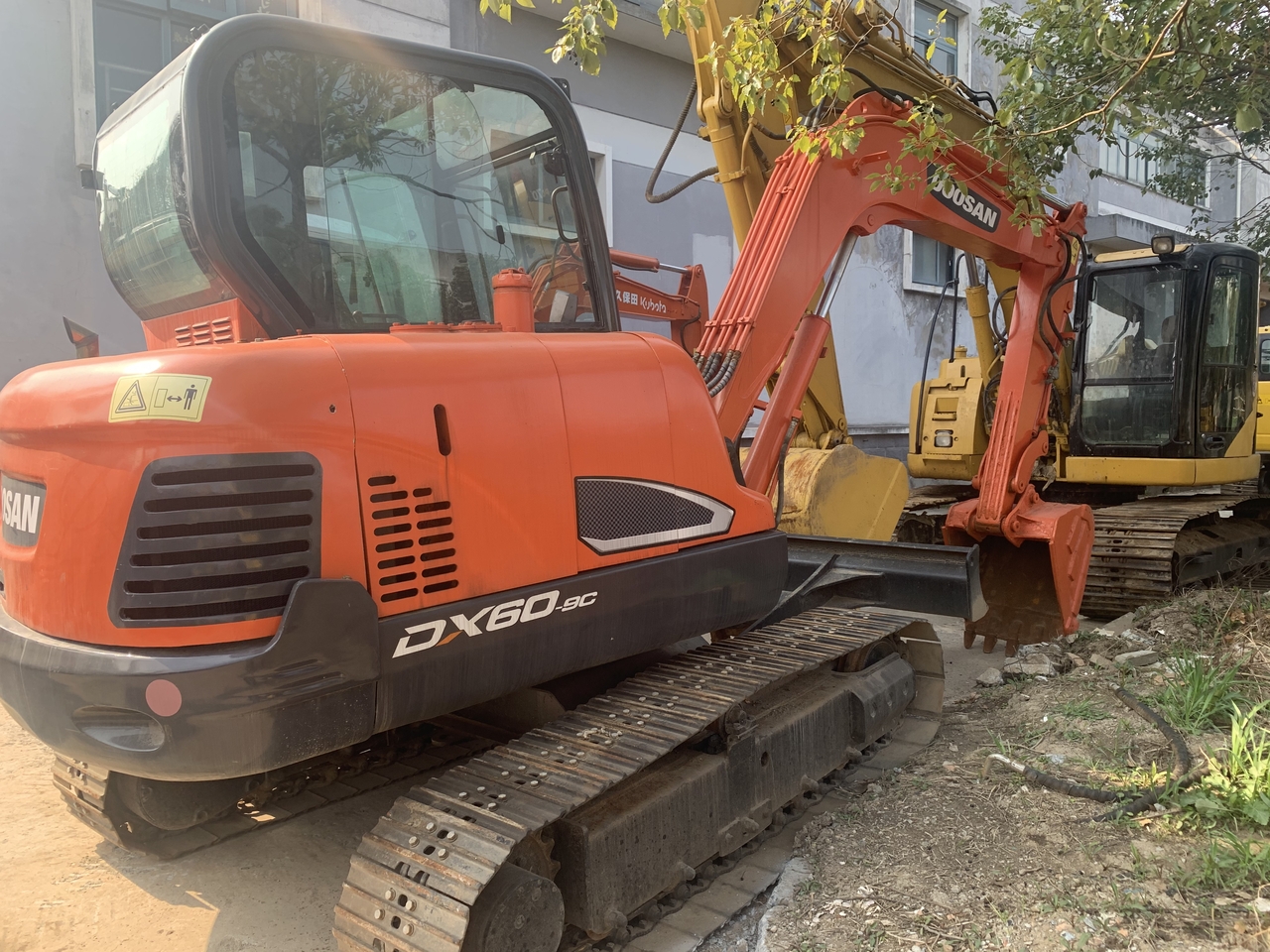 DOOSAN DX60-9 - Мини-экскаватор: фото 2 DOOSAN DX60-9 - Мини-экскаватор: фото 2