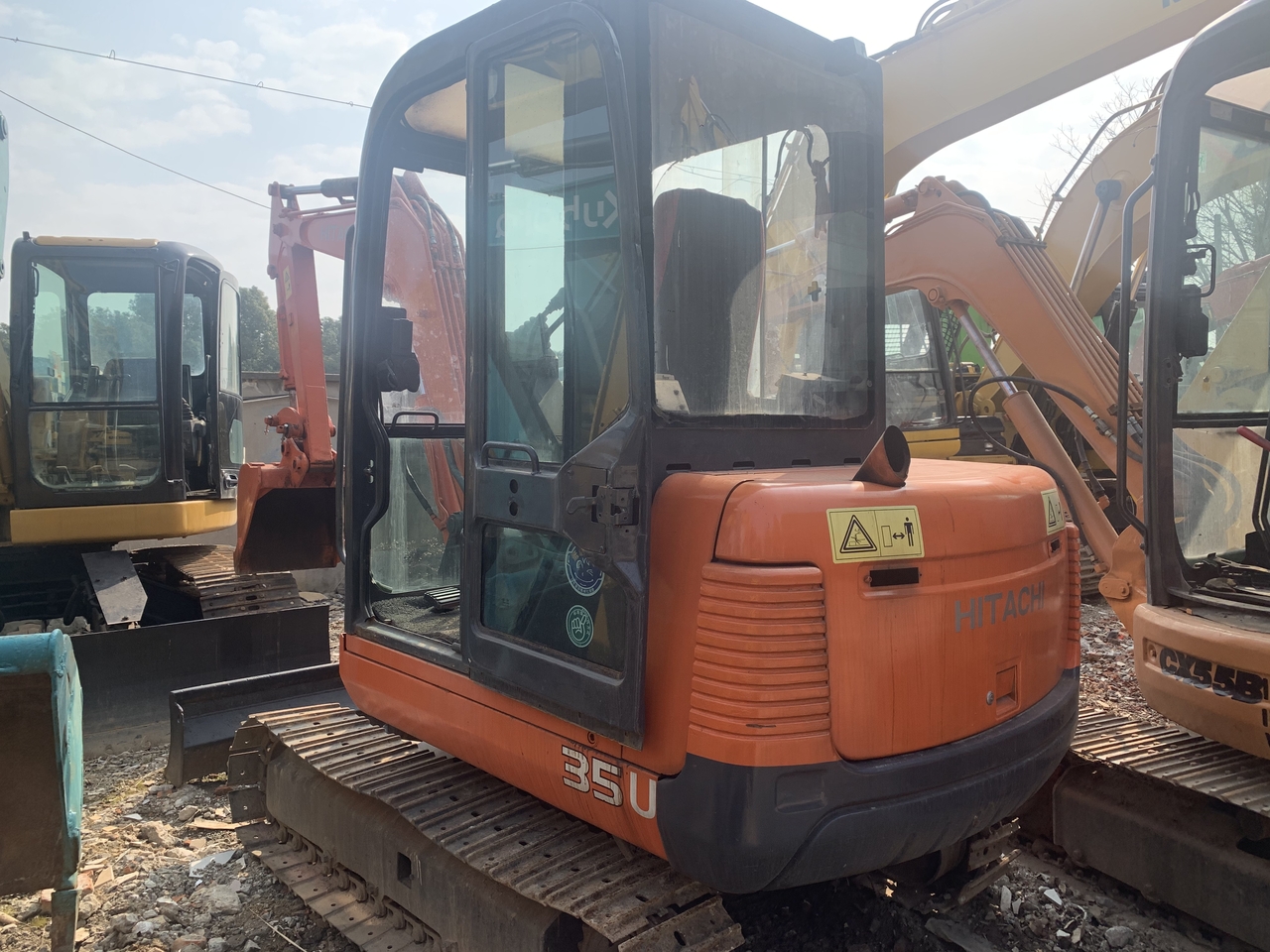 HITACHI ZX35U-mini excavator - Мини-экскаватор: фото 5 HITACHI ZX35U-mini excavator - Мини-экскаватор: фото 5