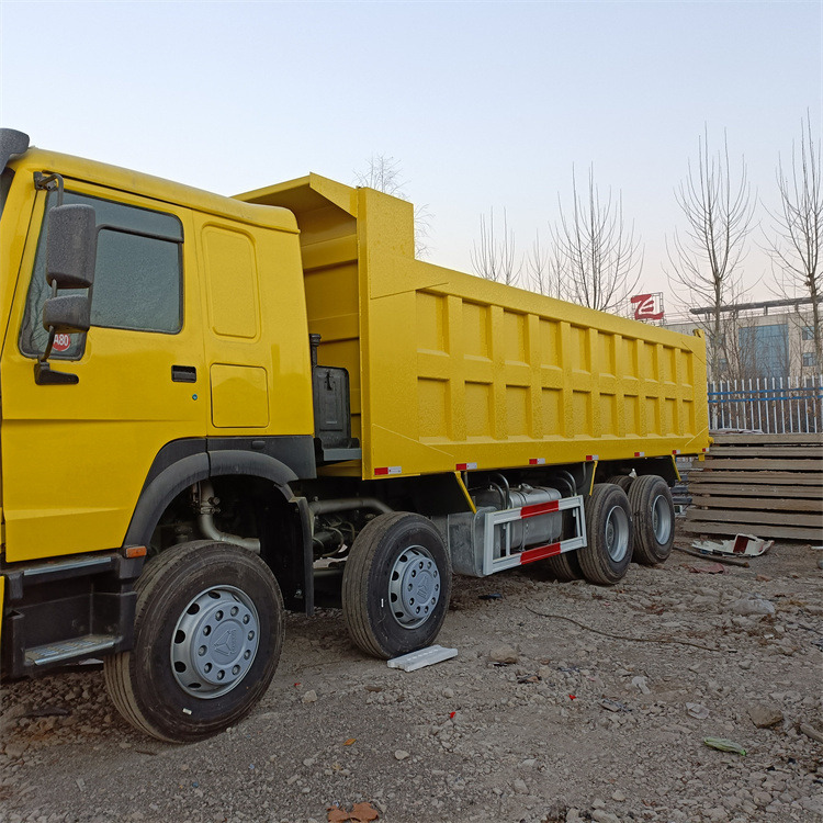 Самосвал HOWO HOWO371 8x4 tipper: фото 10